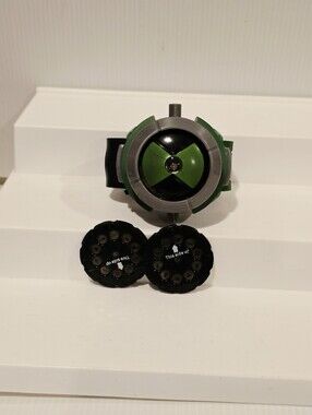 Ben 10 Alien Force Watch Projector Cartoon Network Bandai 2008 with 2 Discs